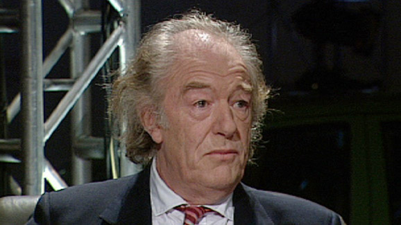 On this day in 1940, British actor Michael Gambon was born. He is most famous for playing Dumbledore in the Harry Potter movies. Happy birthday Michael!