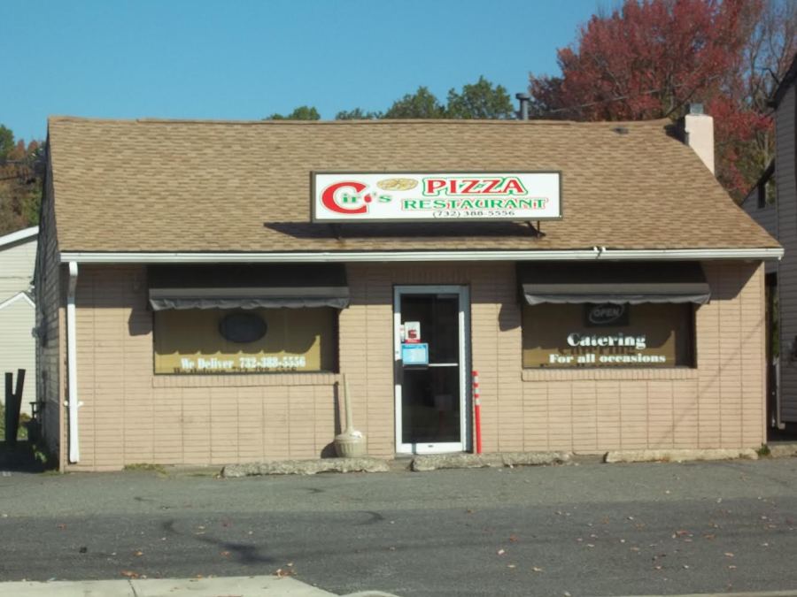Ciros pizza located on 140 Lake Ave in Colonia.