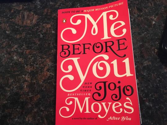 Paperback cover of the novel Me Before You by Jojo Moyes