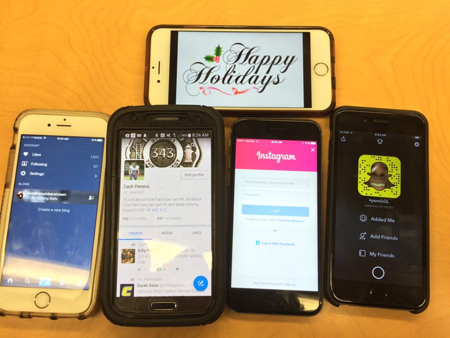 Photo+of+Fall+Reporters+phones+dispalying+the+major+social+media+apps