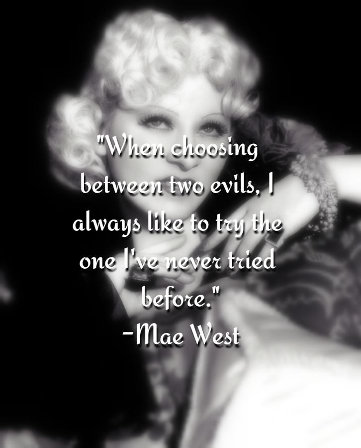 Mae_West_-_1936 (1)