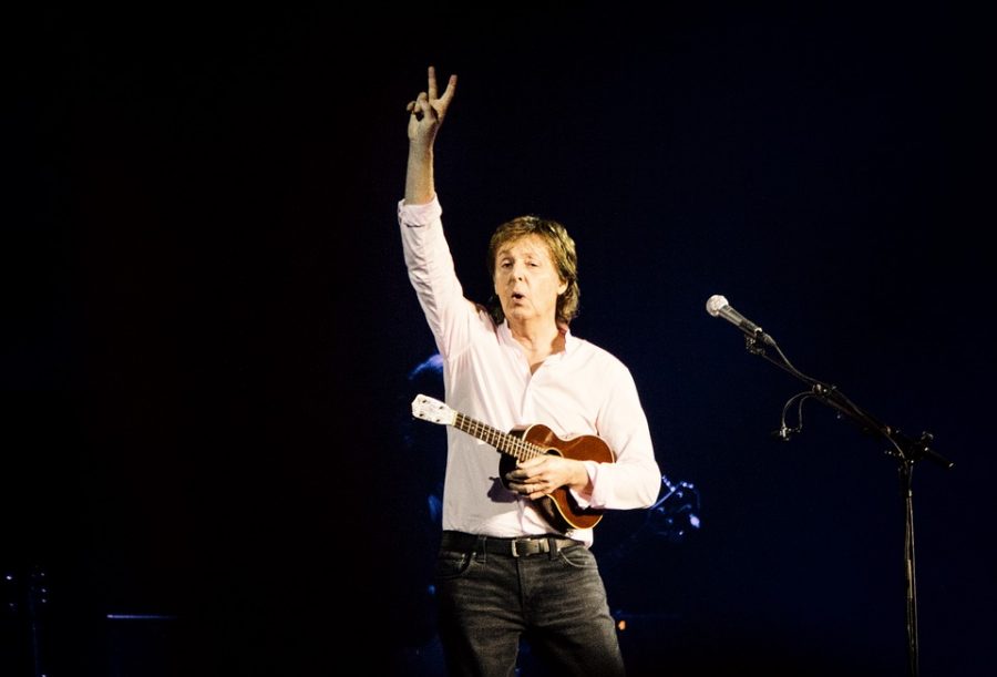 Fun fact: Paul McCartney has a network of over 1.2 billion dollars