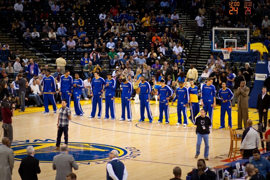 Seen here is the Golden State Warriors, the NBA defending champions, before one of their games.