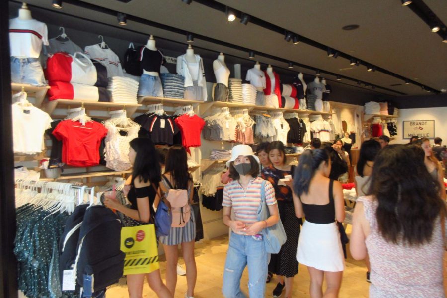 Digging through racks at their local Brandy Melville, girls shop the one-size brand. Despite the size controversy, Brandy Melville still remains one of the most popular brands of 2020. 