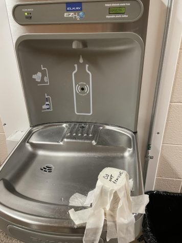Due to elevated chemicals in the water, water fountains in Colonia High no longer have access to the spout. 