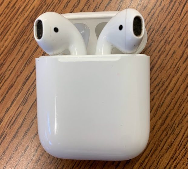 The+development+of+AirPods+from+the+first+to+the+third+generation+%28left+to+right%29.+The+case+even+has+a+customizable+engraving+feature+where+you+can+put+your+name%2C+initials%2C+and+even+emojis.