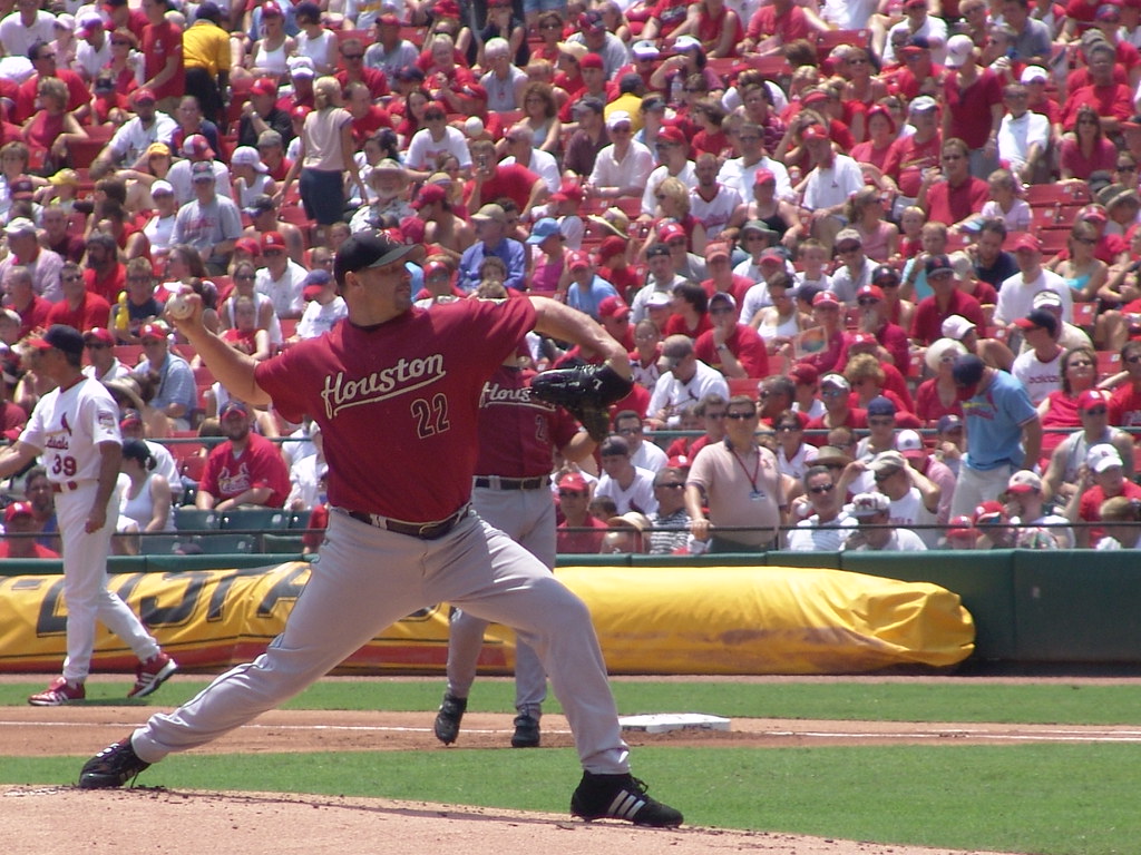 November 12th, 1986-Roger Clemens unanimously wins Cy Young