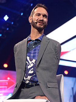 Nick Vujicic attended mainstream school and later graduated from Griffith University at age 21 with a Bachelor of Commerce degree (double major in accountancy and financial planning).