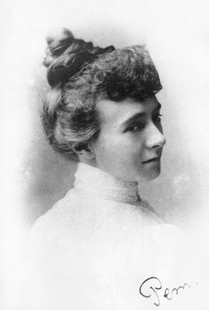 Davison was born in London. She was an English suffragette who fought for votes for women in Britain in the early twentieth century